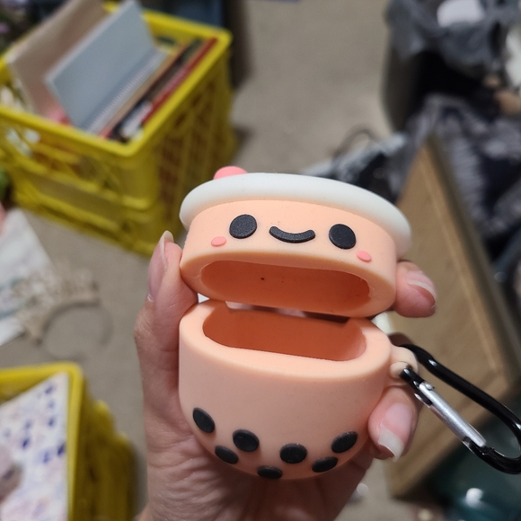Bubble tea airpod case - Picture 2 of 3